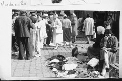 56-60 PL 18 marché puces
